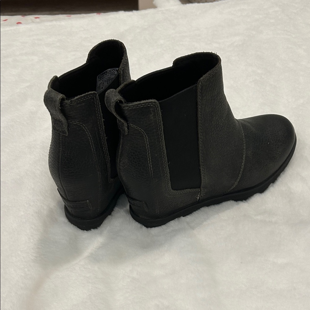 Sorel Chelsea Wedge Ankle Booties
